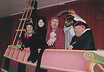 PANTO, MINUS  A DAME, AT  BLACKAWTON!