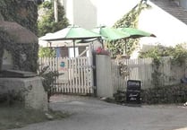 Hunt steps up for men who robbed family