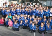 Record way to raise awareness of difficulties of deafness