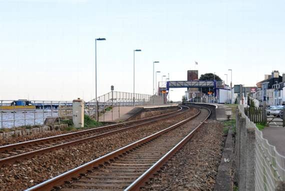 Person pronounced dead at Starcross station