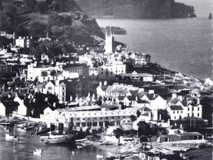 ONE FOOT IN THE PAST: What’s in a postcard?