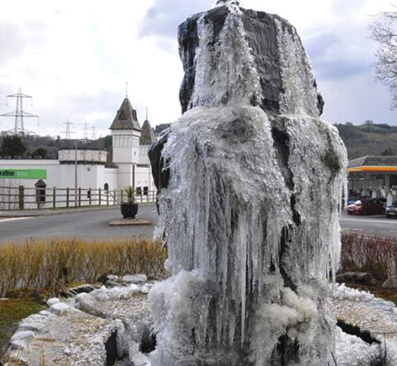 Devon hunkers down as the Big Freeze moves in