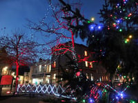 Christmas lights make a comeback