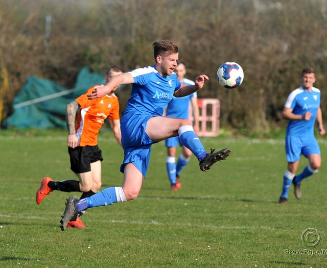 MATCH GALLERY: Liverton United 0-3 North Molton