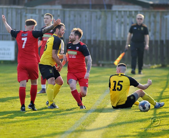 MATCH GALLERY: Buckland Athletic Reserves 2-1 Plymstock United