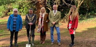 Teignmouth plants a tree to celebrate the Platinum Jubilee