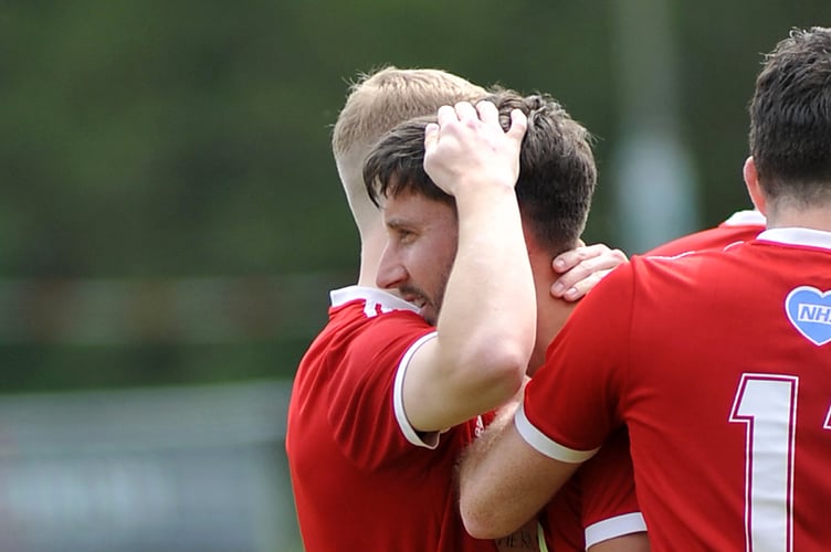 Photo: Steve Pope MDA300422B_SP006
Football.  Kingsteignton Athletic  versus Paignton Villa. Kingsteignton first goal