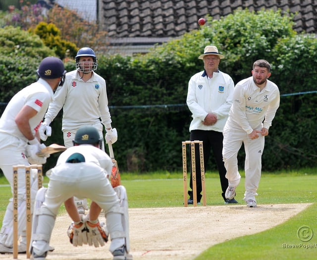 MATCH GALLERY: Ashburton vs Teignmouth & Shaldon