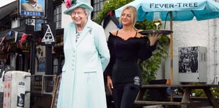 Queen spotted at Cockwood pub