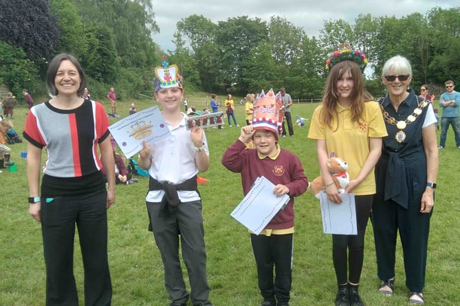 Bovey Primary crown makers