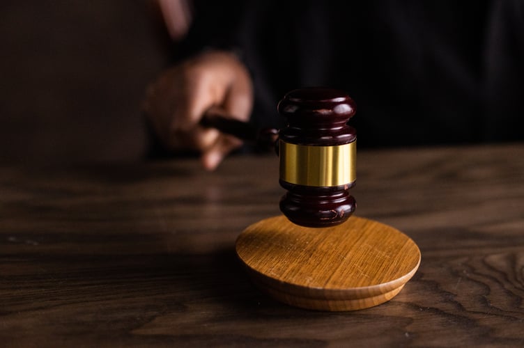 gavel, for court cases