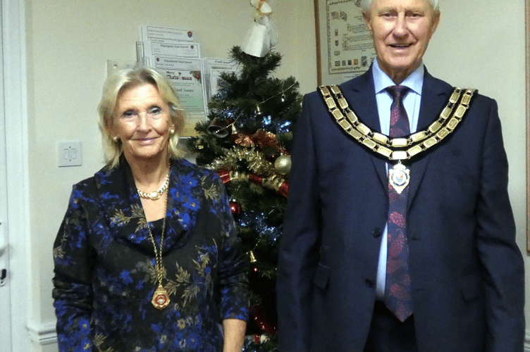Mayor Cllr Ron Peart and mayoress Mrs June Peart.