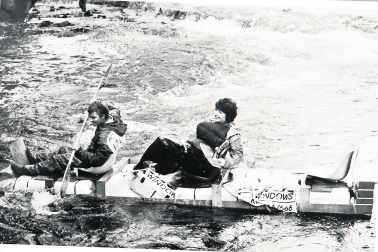 The two remaining crew members of the good ship Launa Windows begin their search for their missing third crewmate, who presumably was bobbing along gently as he went with the flow in 1982