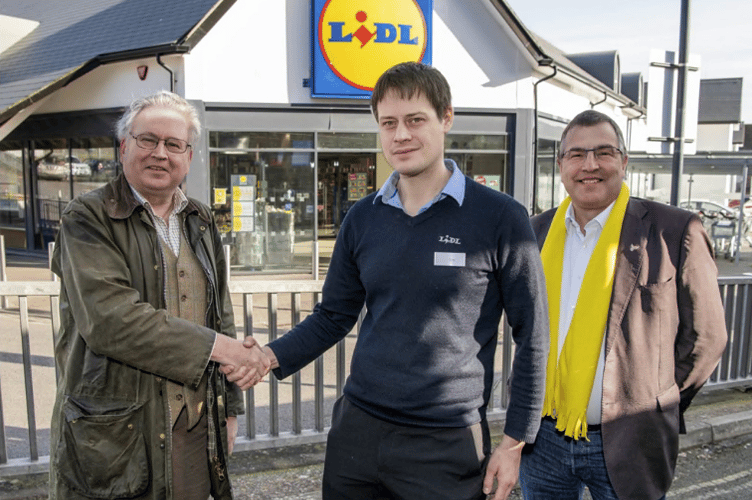 From left, Cllr David Cox, Lidl’s Tim George and Cllr Martin Wrigley.