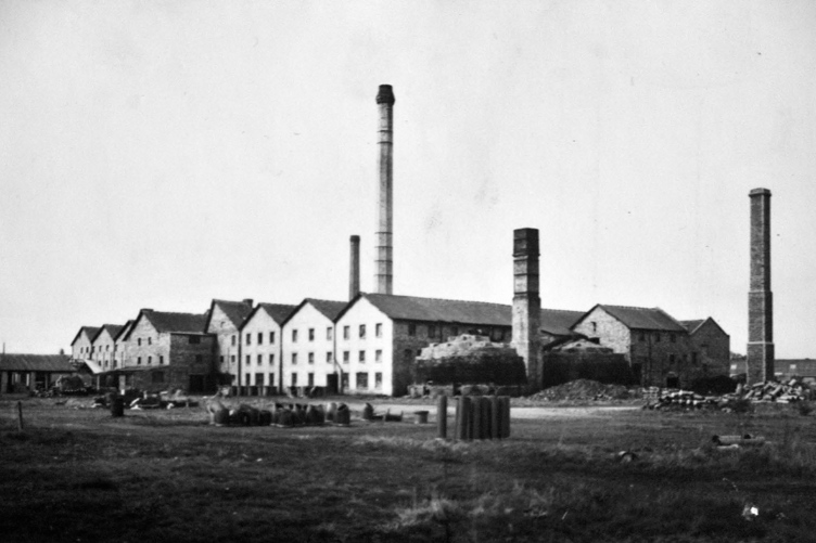 Kingsteignton Pottery photographed in March 1968