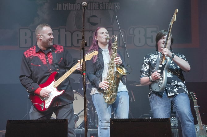 Dire Straits tribute band DS:UK