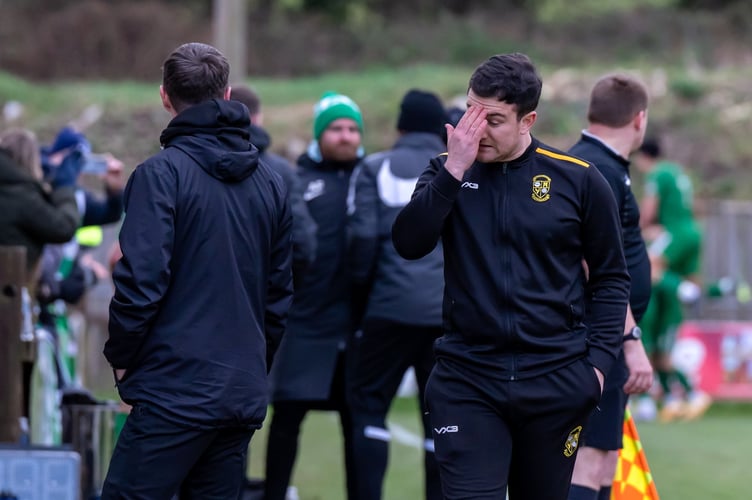 Buckland Athletic 1-4 Mousehole