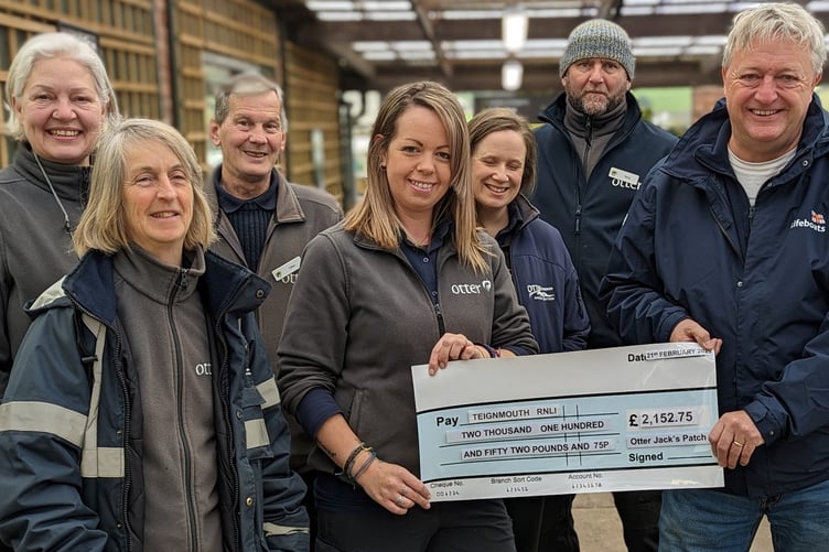 Jack's Patch customers raise more than £2,000 for Teignmouth RNLI