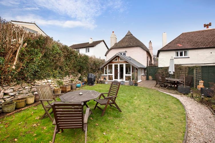 mote cottage