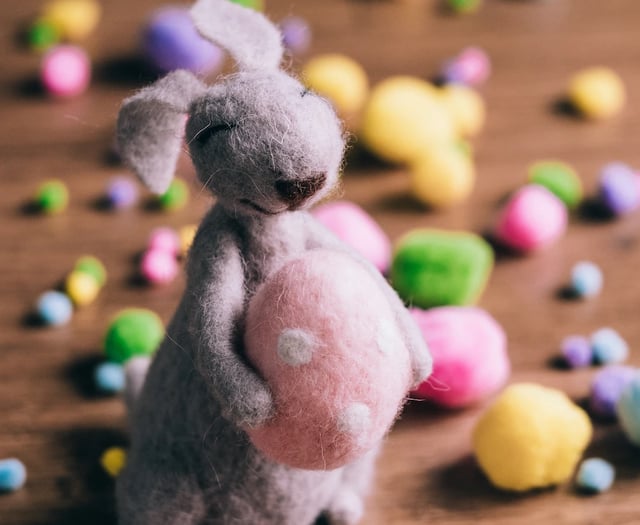 Free lunch and Easter-themed craft club at community centre