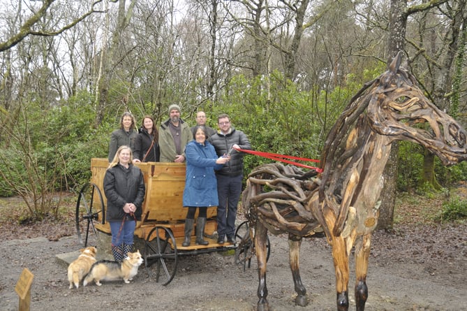 Friends of Stover Country Park unveil wooden horse sculpture