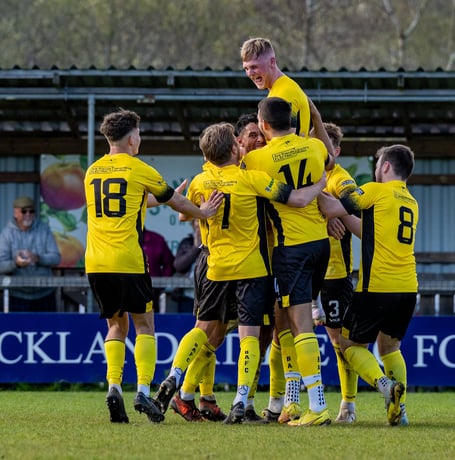Buckland Athletic 1-0 Millbrook