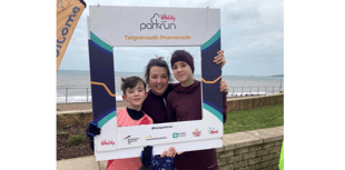 Marathon runners under starters orders