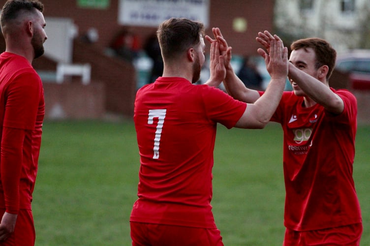 Elmore 3-4 Teignmouth