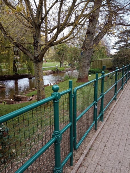 New railings installed in Dawlish