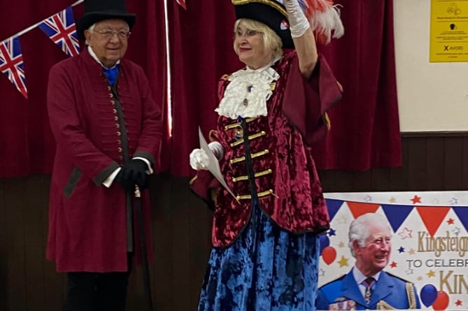 Kingsteignton mayor kicks off proceedings for town's Coronation events