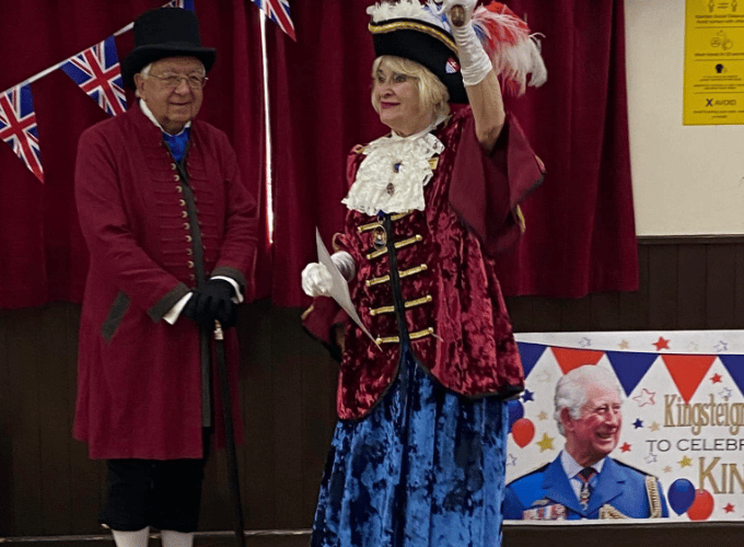 Kingsteignton mayor kicks off proceedings for town's Coronation events