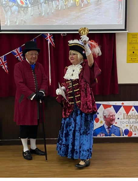 Kingsteignton mayor kicks off proceedings for town's Coronation events