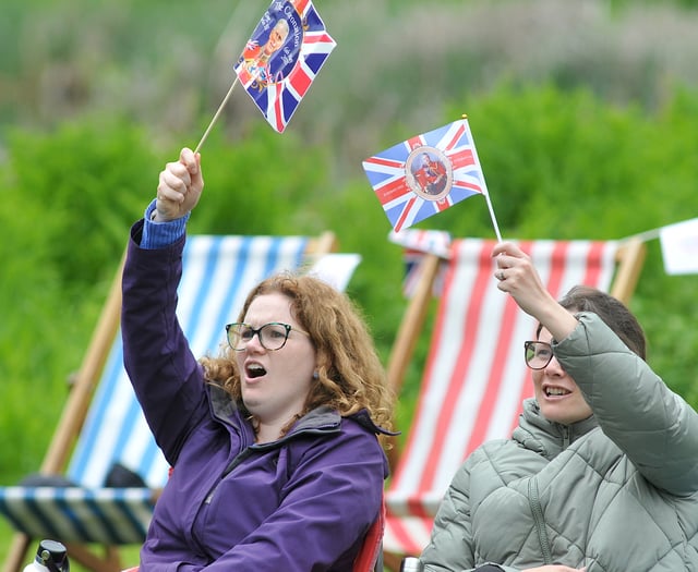 PICTURE SPECIAL: 900 at Coronation day screening at Powderham Castle