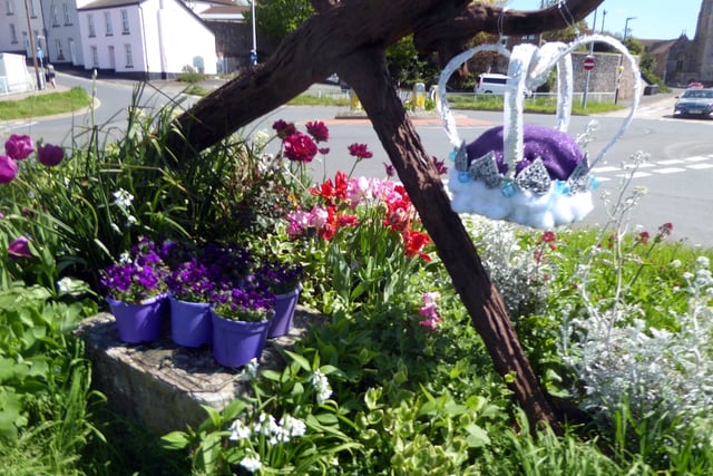 Teignmouth Royal tribute stolen