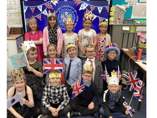 Primary school celebrates Coronation in style 