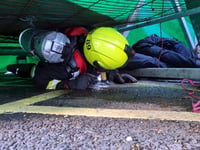 Rescuing people from confined and cramped spaces