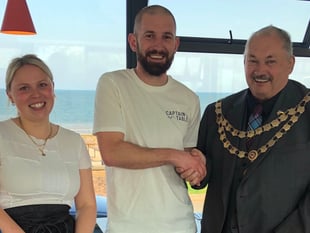 Seafront restaurant officially opened by mayor