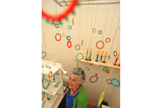 Glass maker Penny Carter from Noss Mayo and her creations.