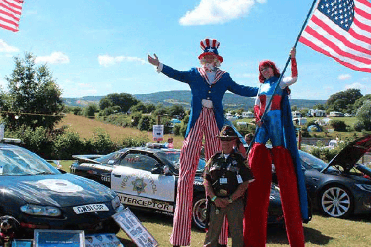 Dawlish Warren gearing up for classic car show