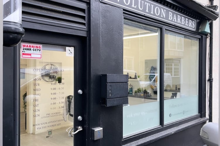 Evolution Barbers