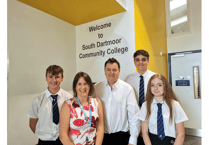 South Dartmoor students greet Minister Mel
