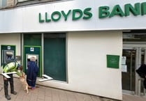 Lloyds announce when they’ll close the last bank in Teignmouth