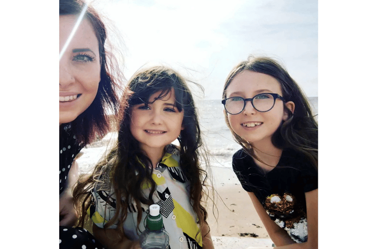 Mum Kerry Phillips with daughters Autumn-Rayne and Tallula-Kiwi