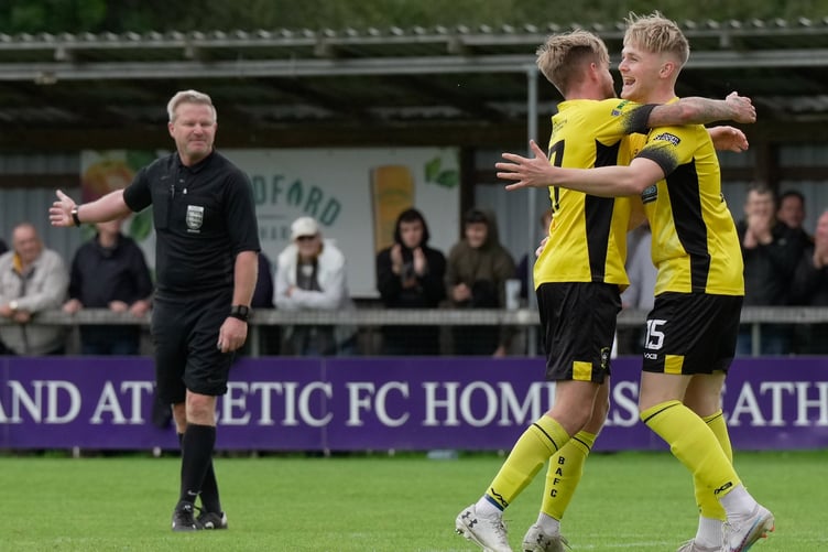 Buckland 5-1 Torpoint