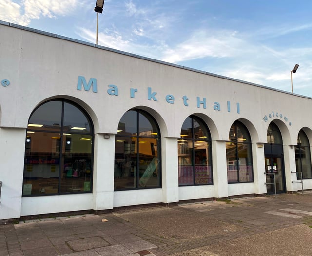 Traders ‘open for business’ as part of Newton Market Hall is closed