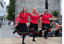 All feet on deck for the Appalachian shuffle