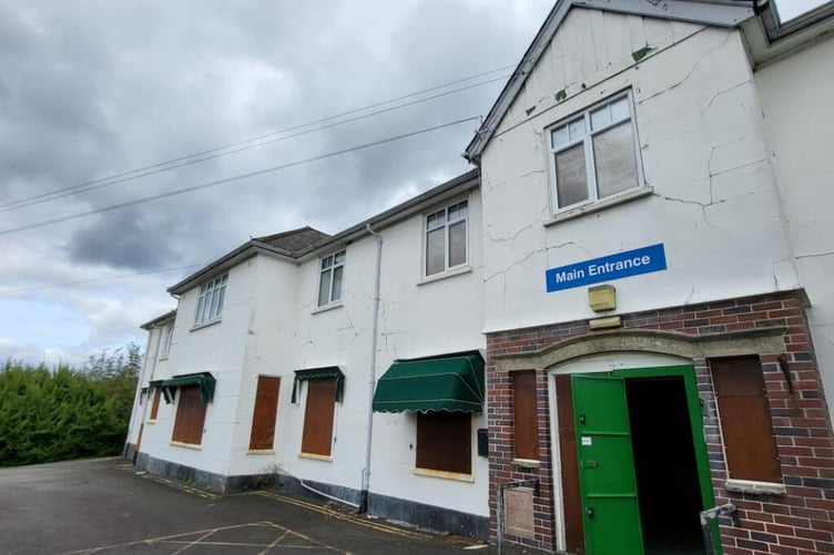 bovey tracey hospital