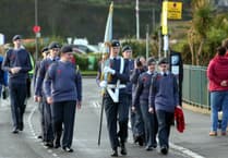 Watch as Teignmouth pauses for poignant reflection to mark Remembrance Sunday