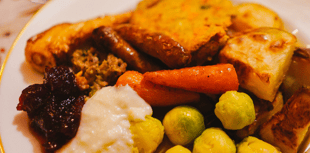 Town council to provide free Christmas meals 