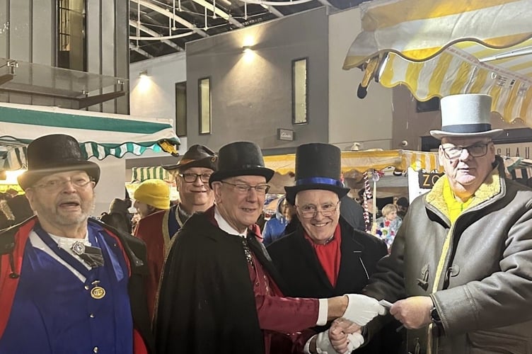 Mayor Cllr David Corney-Walker and Newton Abbot Mens Shed 